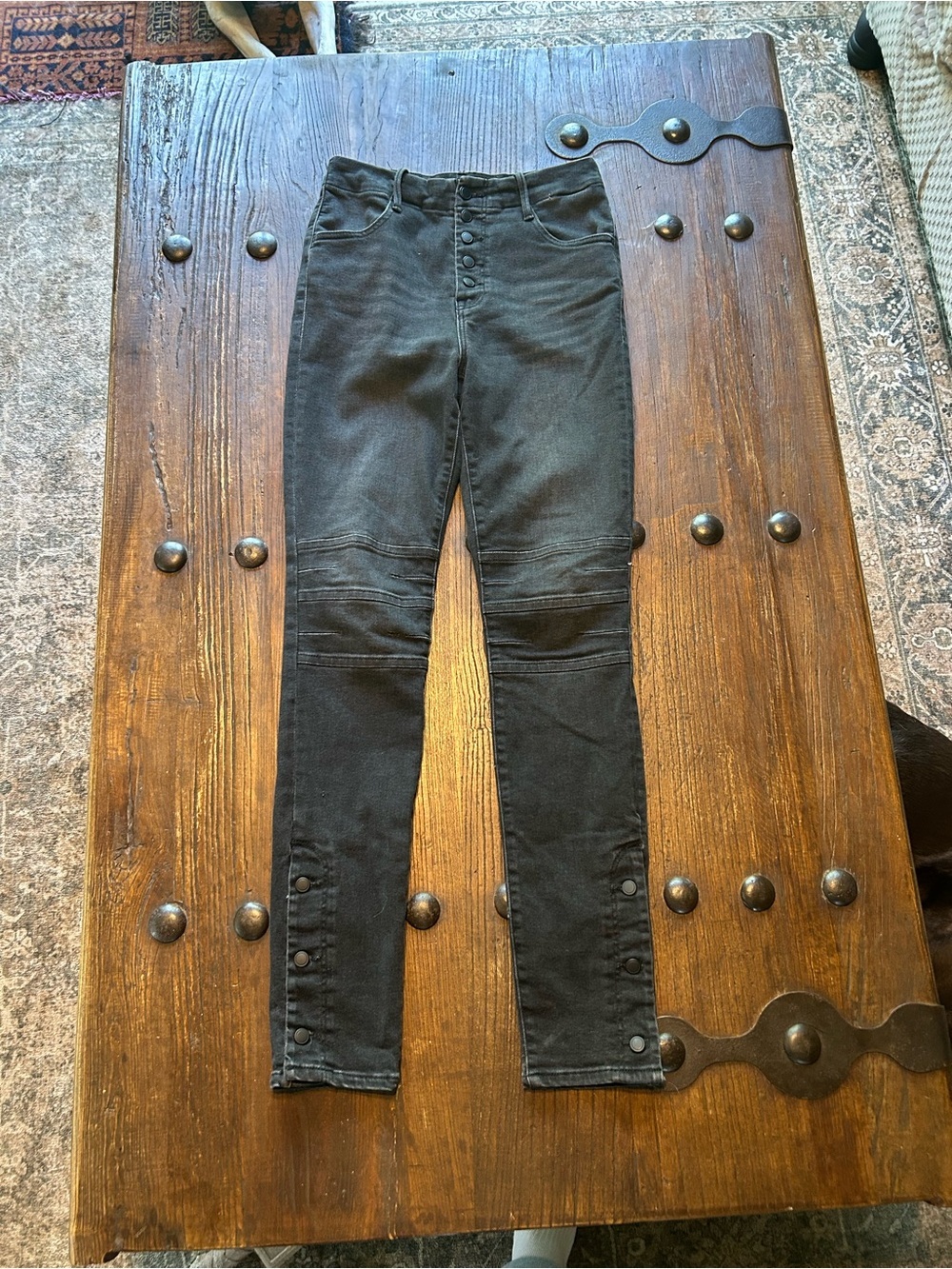 Good American Black High-Rise Button-Front Skinny Jeans